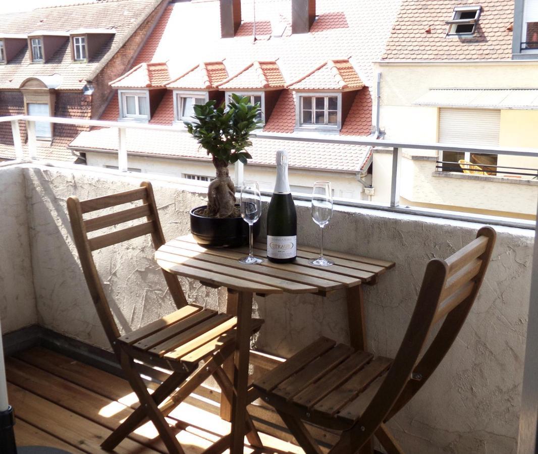 Ferienwohnung Charmant Logement Refait A Neuf Centre Ville Straßburg Exterior foto
